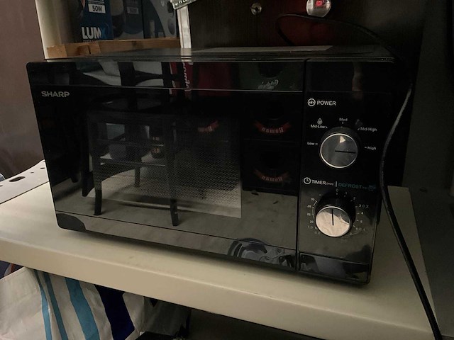 Sharp yc-me01e-b magnetron - afbeelding 1 van  4