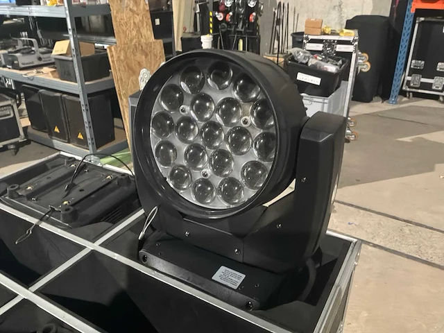 Shehds - 19x15 - spotlight (4x) - afbeelding 3 van  4
