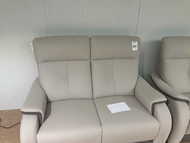 Shelby 2 zit zetel + relax electrisch - afbeelding 4 van  6