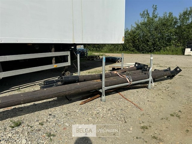 Shelter (tent) - afbeelding 4 van  8