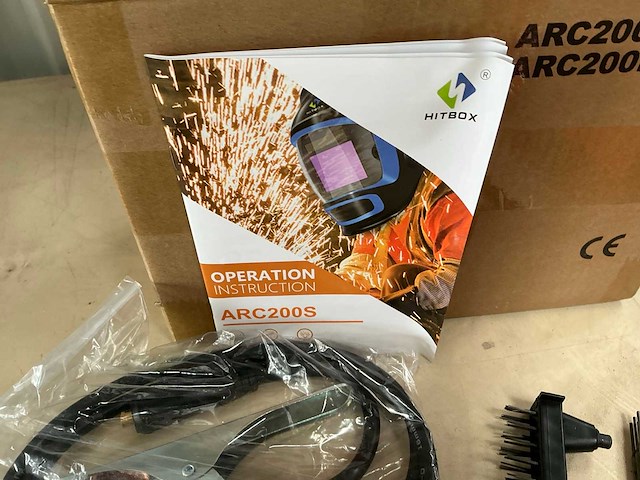 Shenzhen unitweld arc200 mini compact lasapparaat - afbeelding 7 van  8