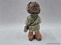 Shepherd with milkjug - afbeelding 2 van  3