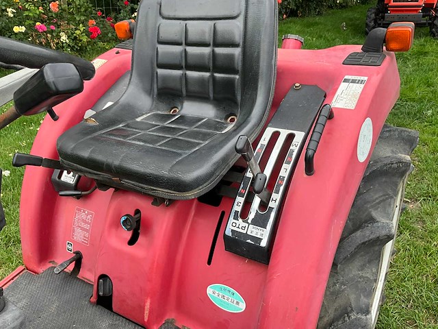 Shibaura p185f minitractor - afbeelding 10 van  20