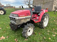 Shibaura p185f vierwielaangedreven minitractor