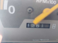 Shibaura p185f vierwielaangedreven minitractor - afbeelding 11 van  13