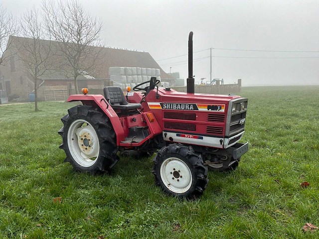 Shibaura p21f minitractor - afbeelding 12 van  14