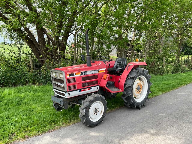 Shibaura p21f minitractor - afbeelding 1 van  21