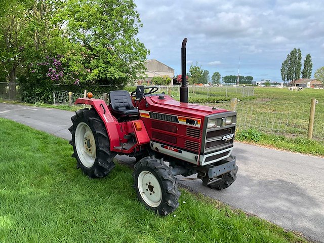 Shibaura p21f minitractor - afbeelding 15 van  21
