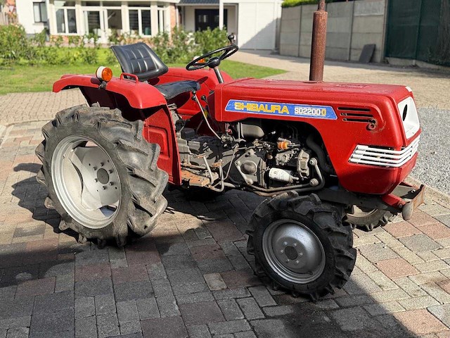 Shibaura sd2200-0 compacte 4x4 dieseltractor - 3-puntshef – pto - afbeelding 7 van  12