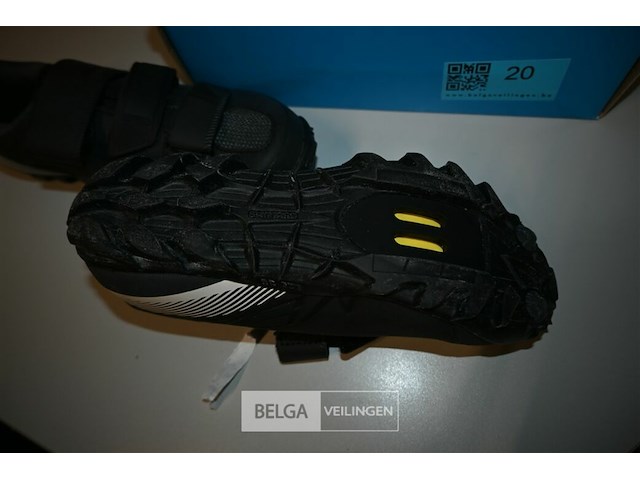 Shimano me2 fietsschoenen - afbeelding 3 van  6
