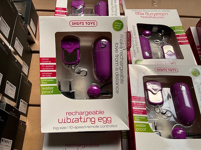 Shots toys oplaadbaar vibrating egg (23x) - afbeelding 2 van  6