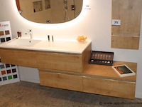 Showroom badkamermeubel vv enkele spoelbak plus kolomkast afm 140x51 / 102x35cm