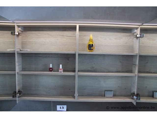 Showroom badkamermeubel vv enkele spoelbak plus spiegelkast afm 120x50 / 120x16cm - afbeelding 2 van  4