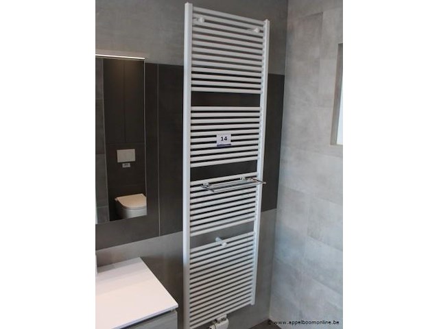 Showroom handdoekdroger - afbeelding 1 van  1