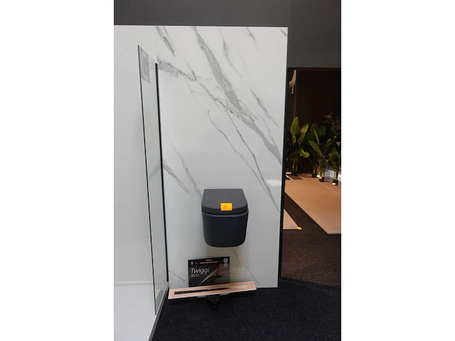 Showroom hangtoilet galassia italy - afbeelding 1 van  6