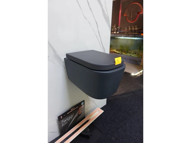 Showroom hangtoilet galassia italy - afbeelding 2 van  6