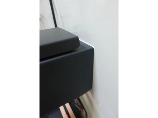 Showroom hangtoilet galassia italy - afbeelding 5 van  6