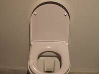 Showroom hangtoilet villeroy & boch - afbeelding 1 van  1