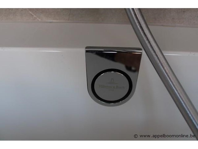 Showroom inbouwbad villeroy & boch afm 180x78cm - afbeelding 2 van  2