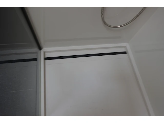 Showroom inloopdouche - afbeelding 4 van  6