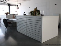 Showroom meubel - afbeelding 1 van  2