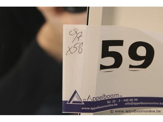 Showroom wandspiegel afm 97x58cm - afbeelding 2 van  2