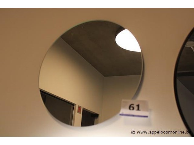 Showroom wandspiegel diam 50cm - afbeelding 1 van  2