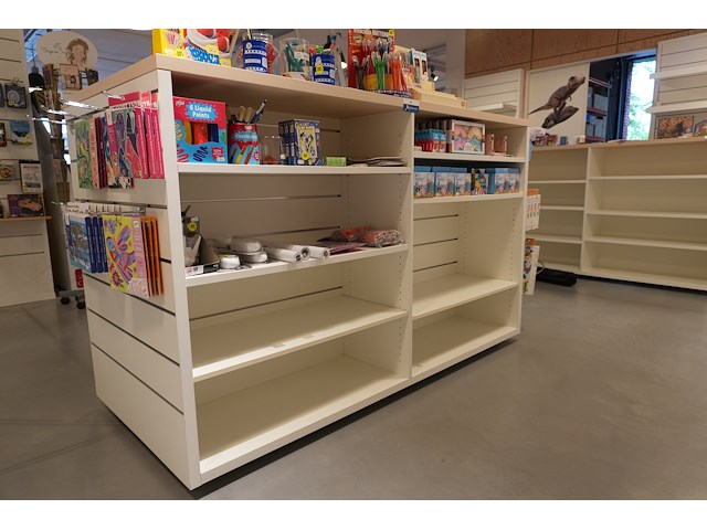 Showroomkast – gondola dubbel met verstelbare schappen | wit - afbeelding 2 van  3