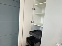 Showroomkeuken met eiland en toestellen - afbeelding 17 van  41