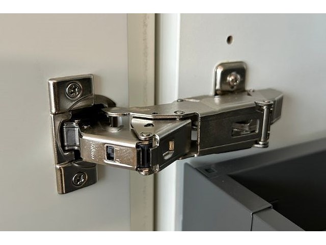 Showroomkeuken met eiland en toestellen - afbeelding 20 van  41