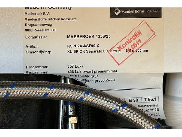 Showroomkeuken met eiland en toestellen - afbeelding 18 van  43