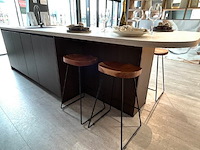 Showroomkeuken met eiland en toestellen - afbeelding 3 van  28