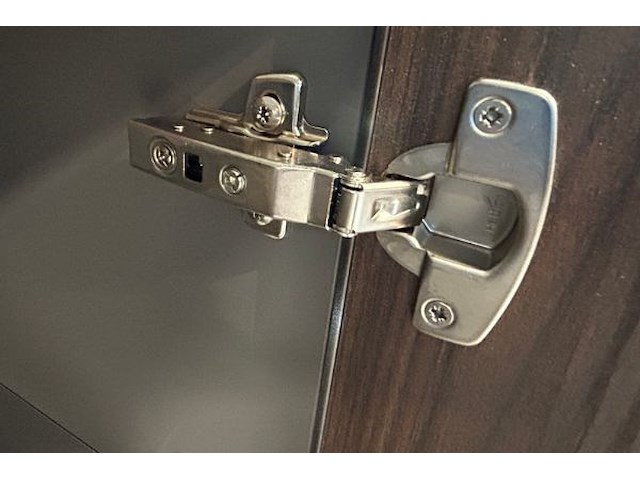 Showroomkeuken met eiland en toestellen - afbeelding 6 van  28