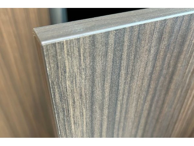 Showroomkeuken met eiland en toestellen - afbeelding 7 van  28