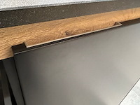 Showroomkeuken met eiland en toestellen - afbeelding 12 van  27