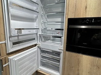 Showroomkeuken met eiland en toestellen - afbeelding 24 van  27