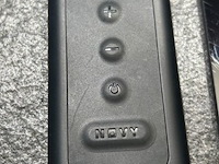 Showroomkeuken met eiland en toestellen - afbeelding 9 van  27