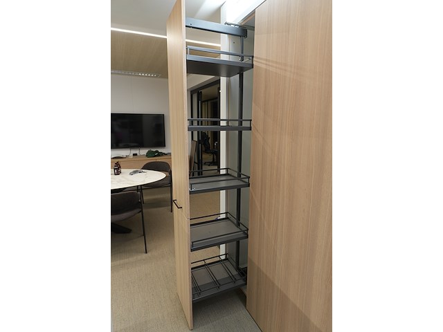 Showroomkeuken met keukeneiland, incl. miele/novy-toestellen - afbeelding 9 van  29