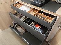 Showroomkeuken met keukeneiland, incl. miele/novy-toestellen - afbeelding 17 van  29