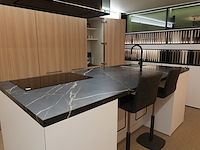 Showroomkeuken met keukeneiland, incl. miele/novy-toestellen - afbeelding 12 van  29
