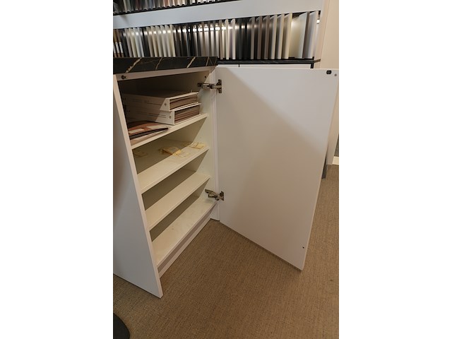 Showroomkeuken met keukeneiland, incl. miele/novy-toestellen - afbeelding 24 van  29