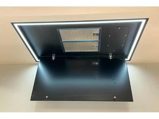 Showroomkeuken met toestellen - afbeelding 18 van  50