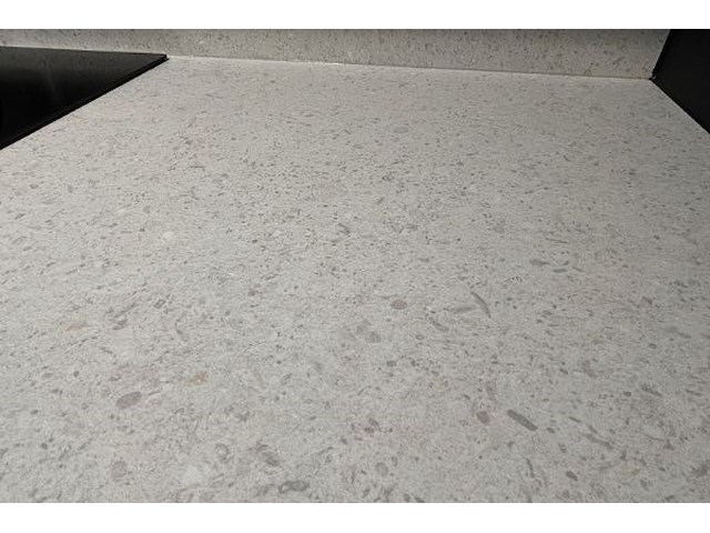 Showroomkeuken met toestellen - afbeelding 15 van  30