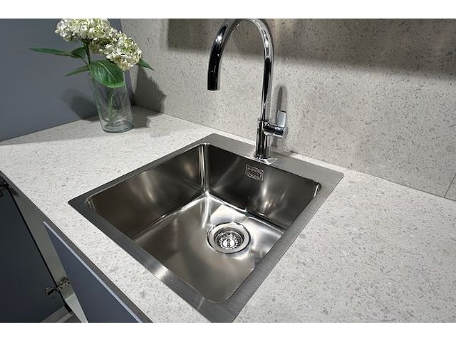 Showroomkeuken met toestellen - afbeelding 19 van  30