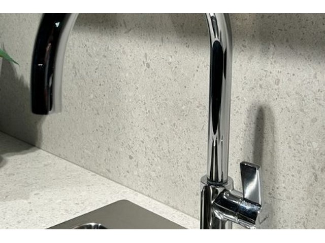 Showroomkeuken met toestellen - afbeelding 23 van  30