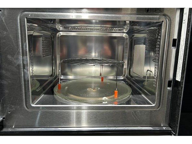 Showroomkeuken met toestellen - afbeelding 3 van  30