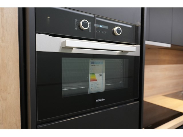Showroomkeuken zwart, incl. miele-toestellen - afbeelding 5 van  19
