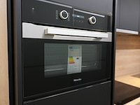 Showroomkeuken zwart, incl. miele-toestellen - afbeelding 5 van  19