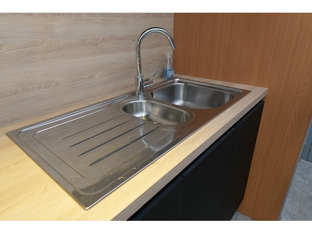 Showroomkeuken zwart, incl. miele-toestellen - afbeelding 19 van  19
