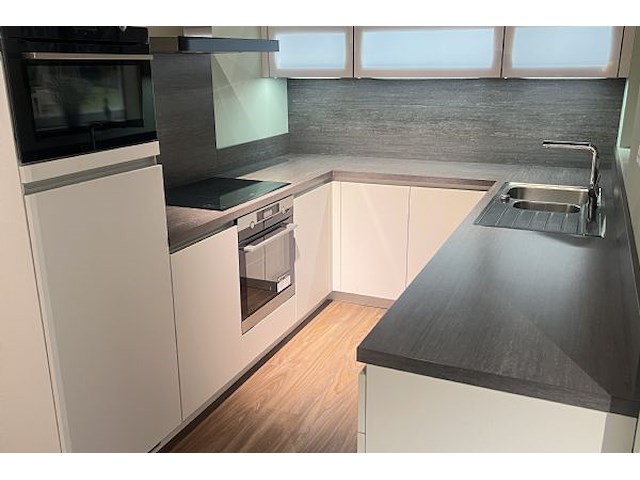 Showroomkeukens - afbeelding 4 van  13